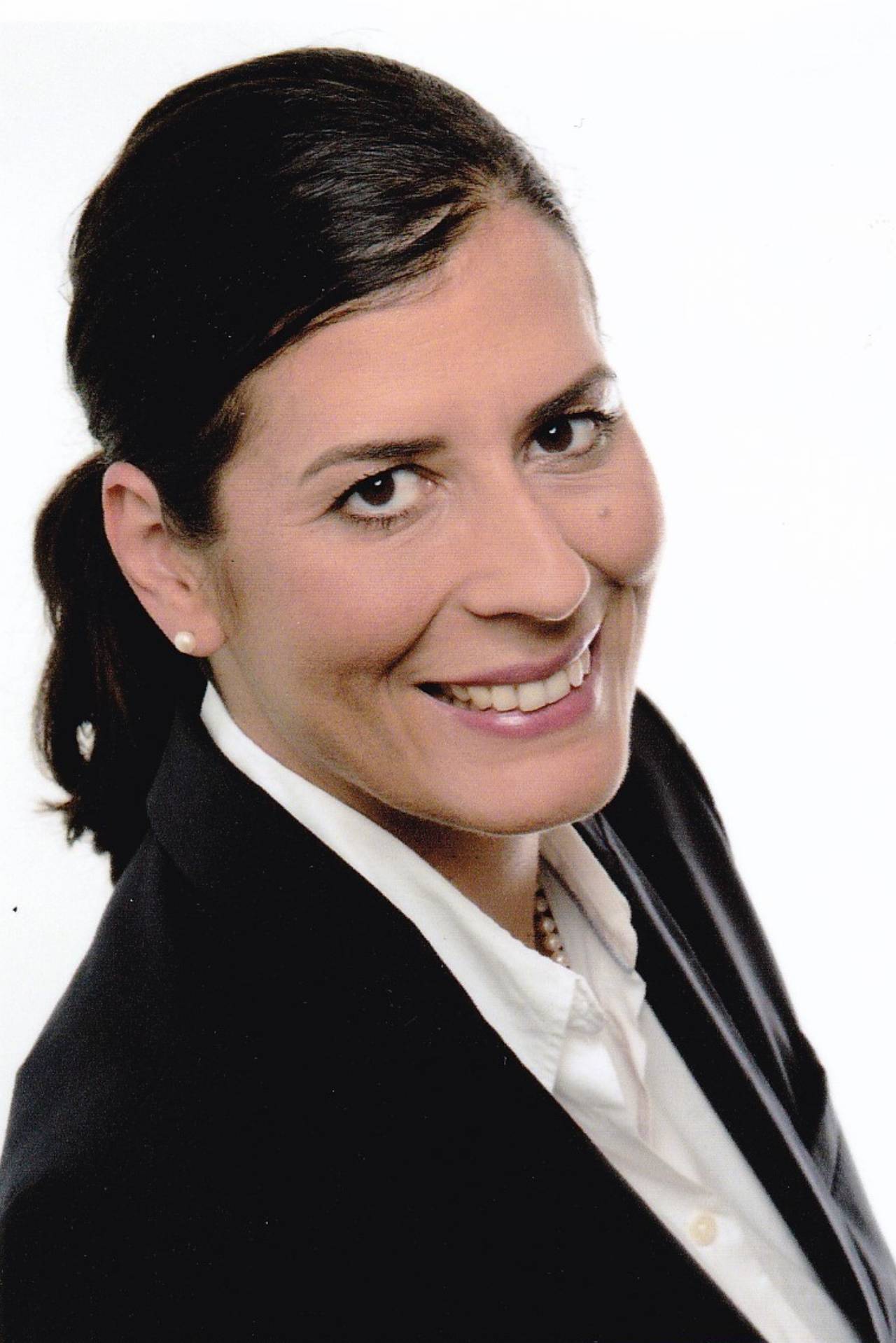 Dr. Judith Brenneis